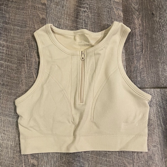 aerie Tops - NWT Women’s Aerie Tank Size Medium